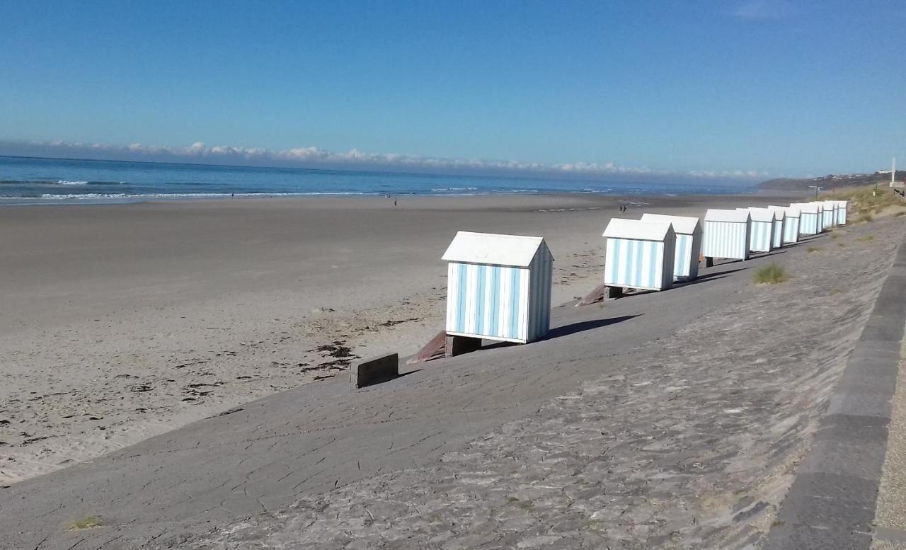 Gite De La Souche Avec Jacuzzi Doudeauville Екстериор снимка
