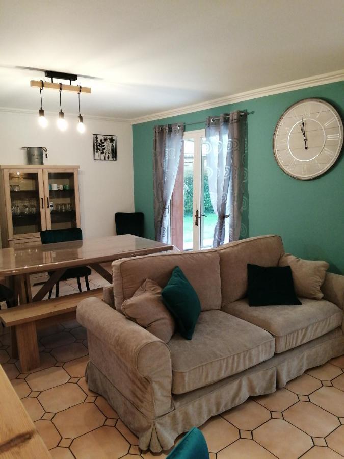 Gite De La Souche Avec Jacuzzi Doudeauville Екстериор снимка